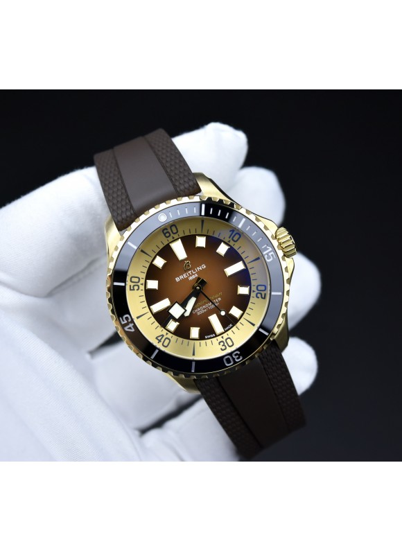 Breitling Superocean Automatic 44 mm N17376201Q1S1