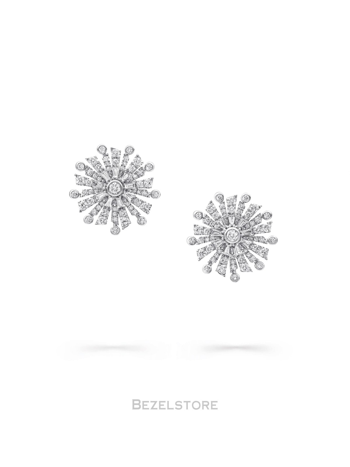 Серьги Graff Tribal New Dawn Diamond Stud Earrings RGE1593