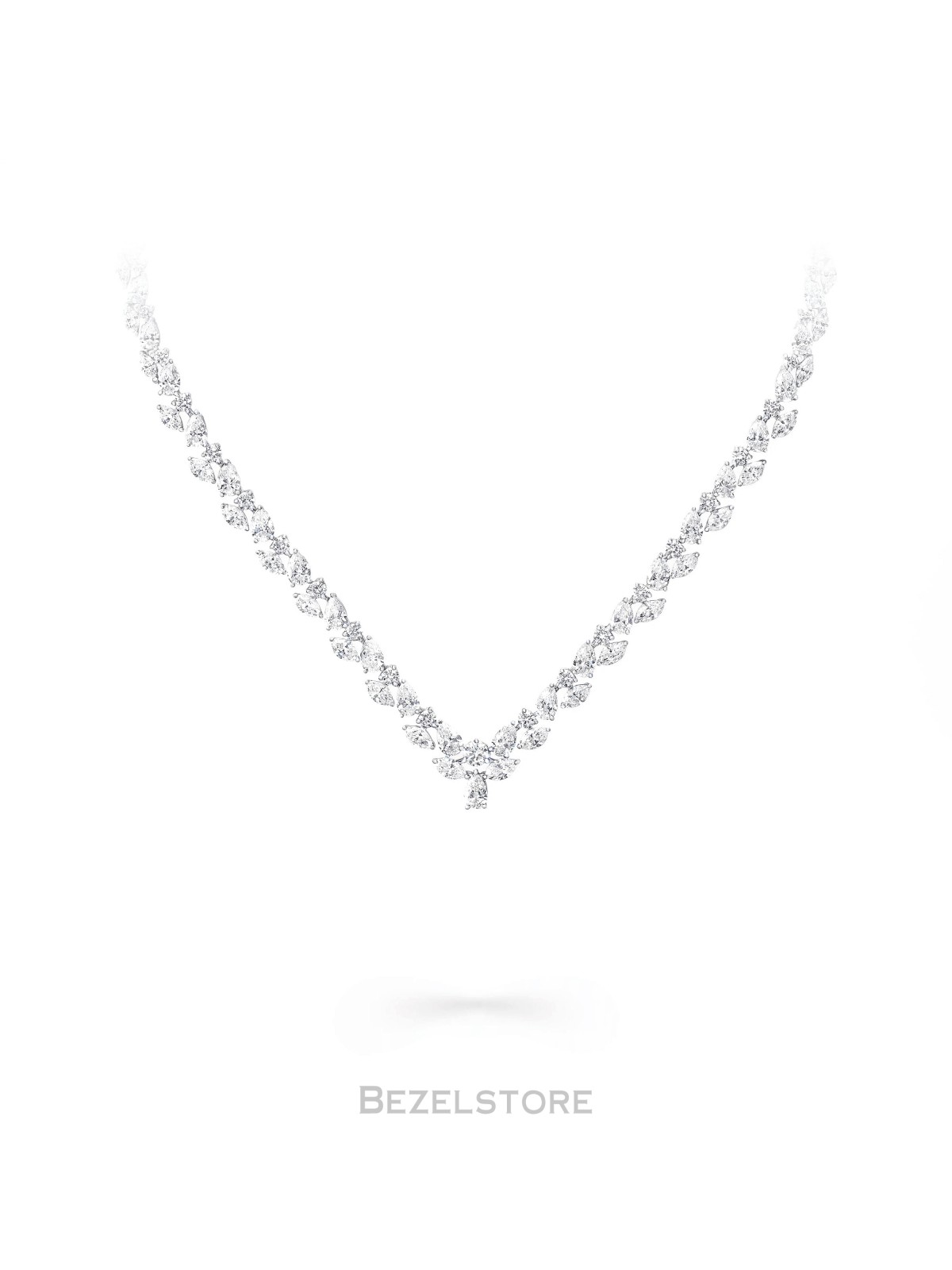 Колье Graff Classic Multi-shape Diamond Necklace RGN464