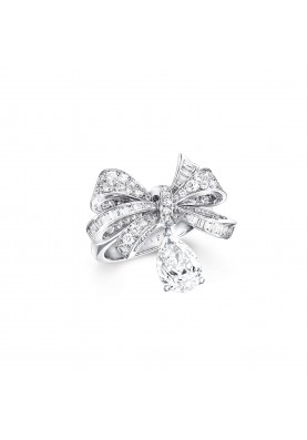 Кольцо Graff Tilda's Bow Classic Diamond Drop Ring RGR566