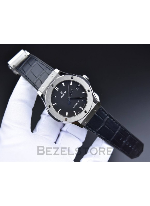 Hublot Classic Fusion Titanium 45 mm 511.NX.1171.LR