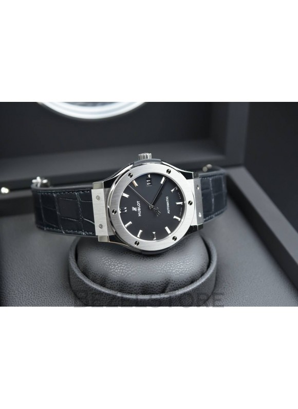 Hublot Classic Fusion Titanium 45 mm 511.NX.1171.LR