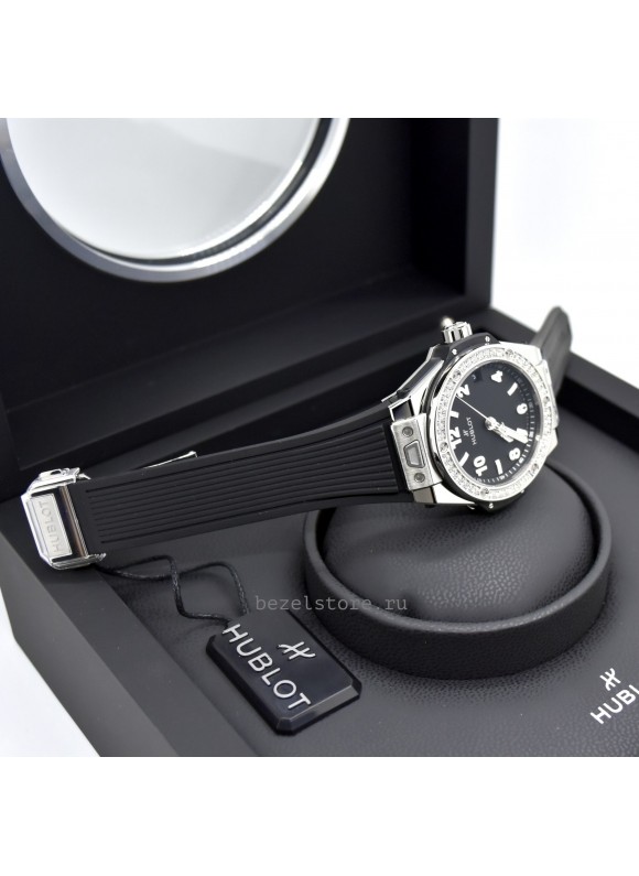 Hublot Big Bang One Click Steel Diamonds 39 mm 465.SX.1170.RX.1204