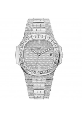 Patek Philippe Nautilus Date 40 mm 5719/10G-010