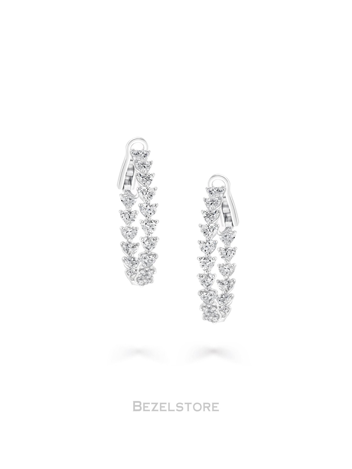 Серьги Graff Classic Heart Shape Diamond Hoop Earrings RGE646